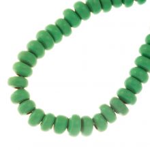 Keramikperlen  (8 - 9 x 4 - 5 mm) Gumdrop Green (37 Stück)