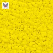 Miyuki Delica Perlen (11/0) Opaque Yellow Matted (2.8 Gramm)