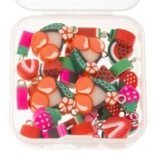 Polymer Charm Mischung Rote Früchte (13 - 23 x 7 -15.5 x 4.5 mm) Multi Color-Altsilber (35 Stück)