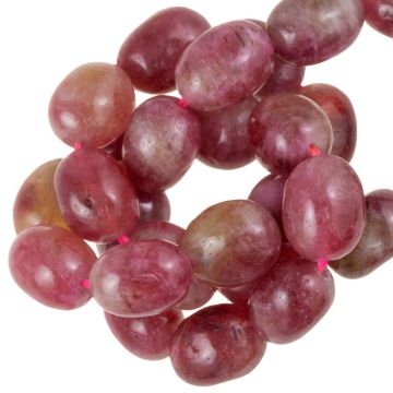 Malaysia Jade Perlen (11- 13 x 9 - 10 x 8.5 - 10 mm) Old Lace (16 Stück)